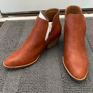 NEW Beast Cognac women’s booties